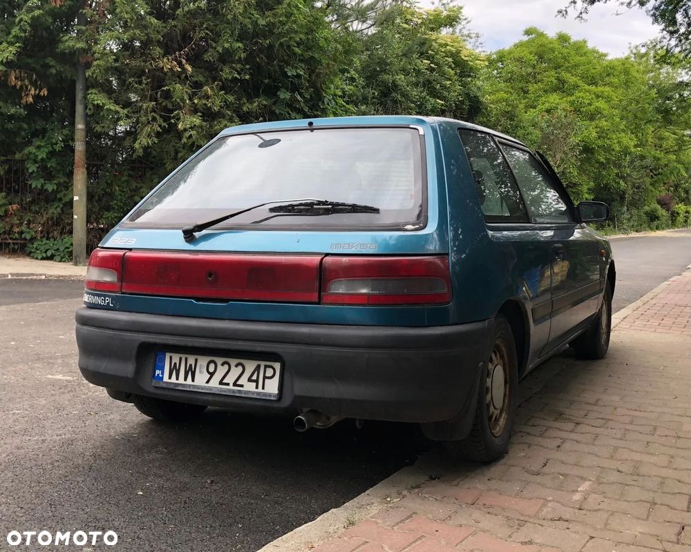 Mazda 323 - 4