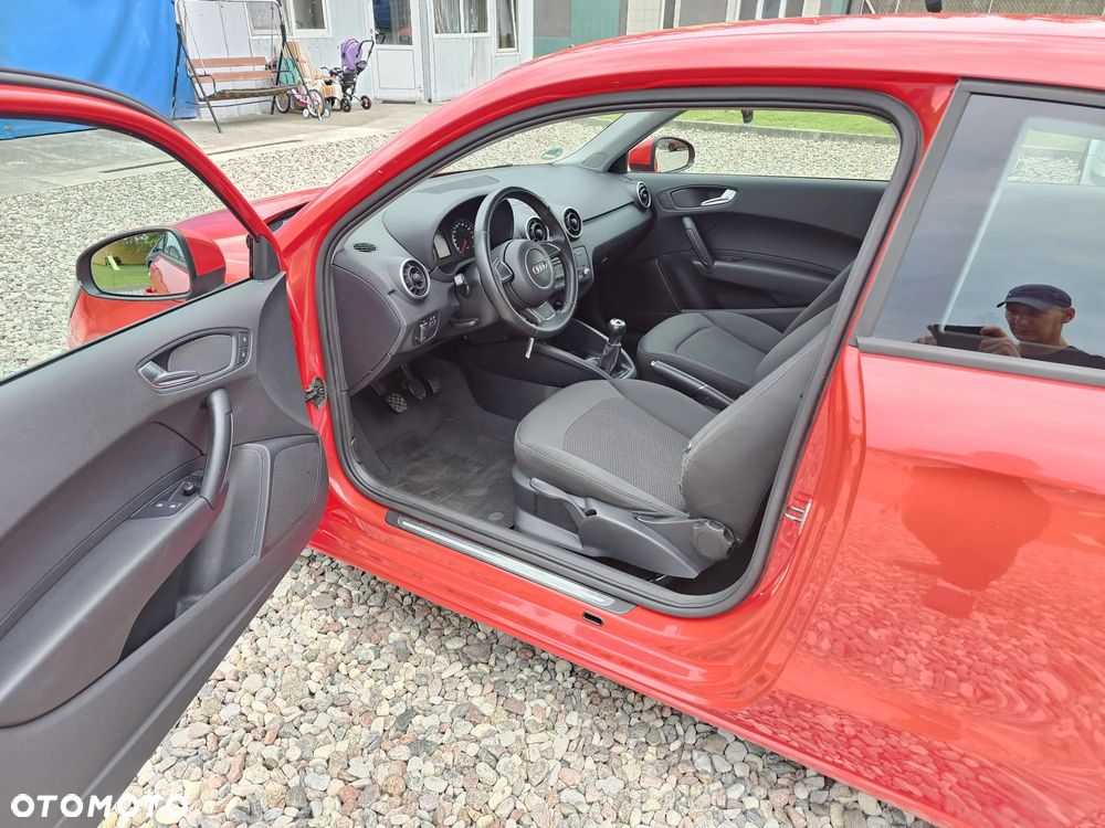 Audi A1 3-drzwiowe 1.2 TFSI Attraction - 8