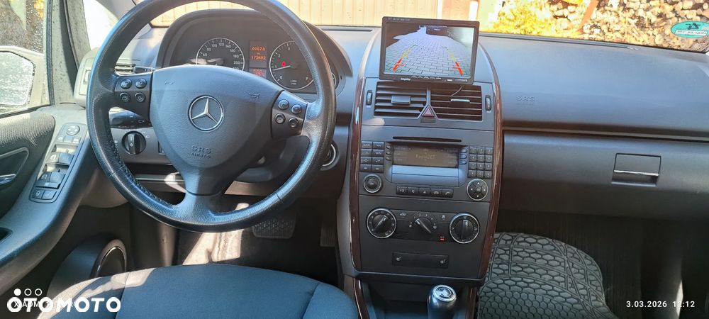 Mercedes-Benz Klasa A 170 Autotronic Elegance - 14