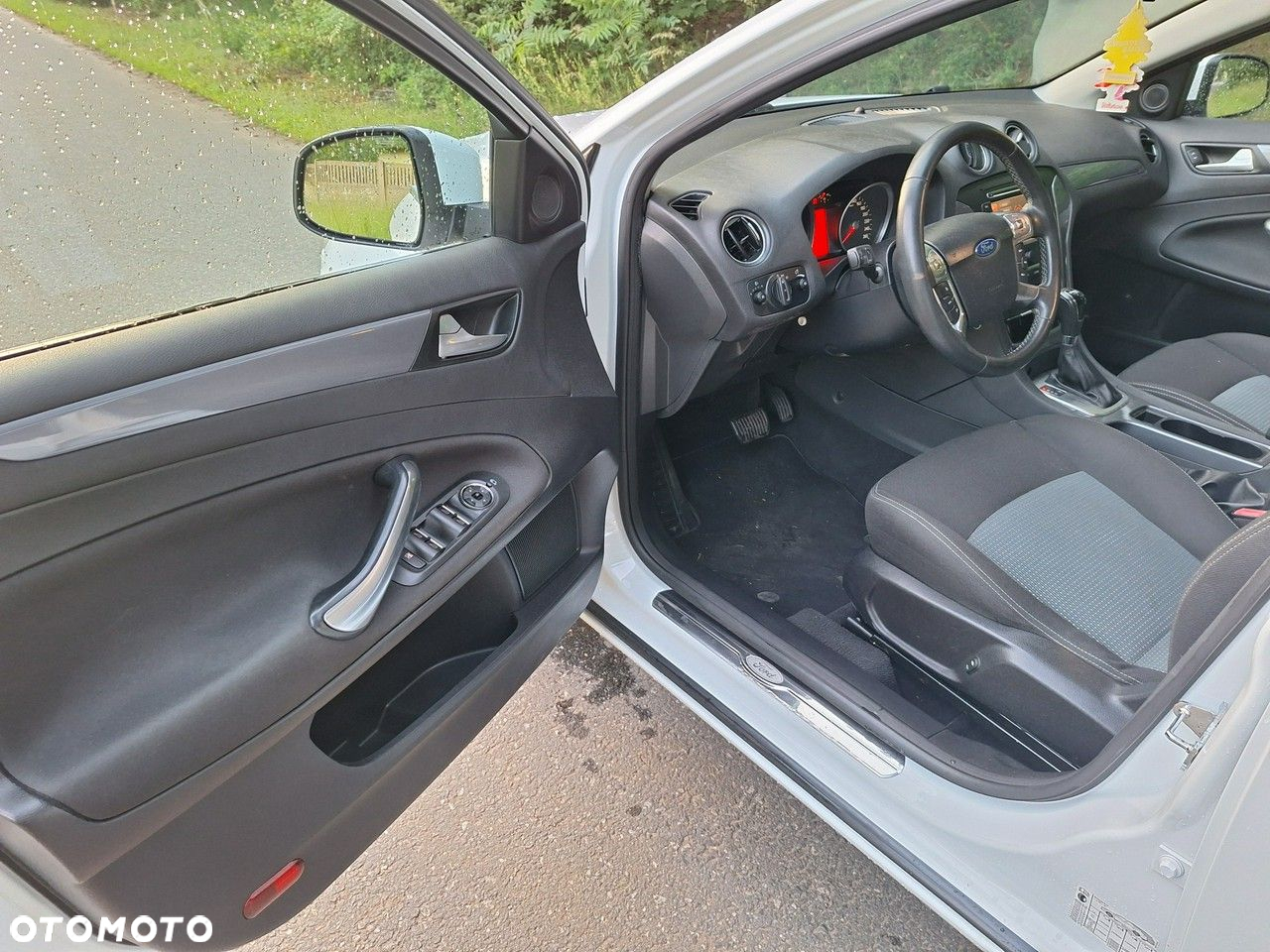 Ford Mondeo 2.0 TDCI Titanium - 17