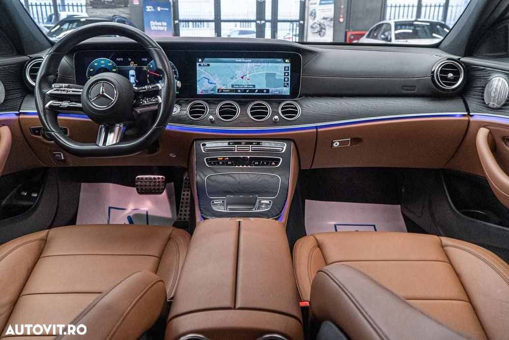 Mercedes-Benz E 300 9G-TRONIC AMG Line - 33