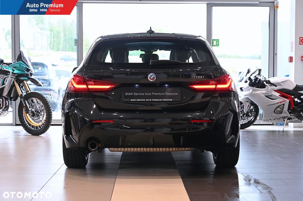 BMW Seria 1 118i - 20