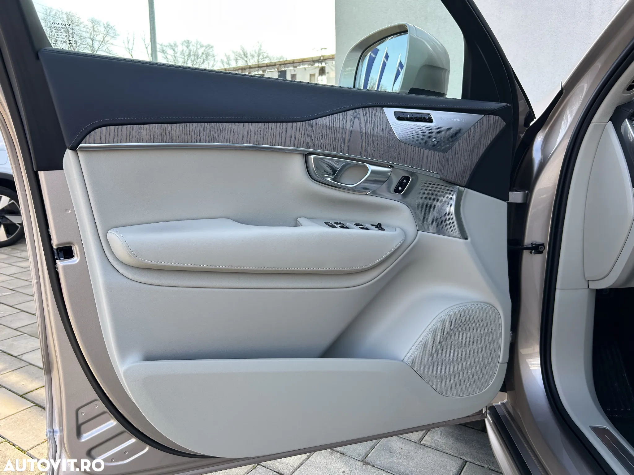 Volvo XC 90 Recharge T8 AWD Ultimate Bright - 28