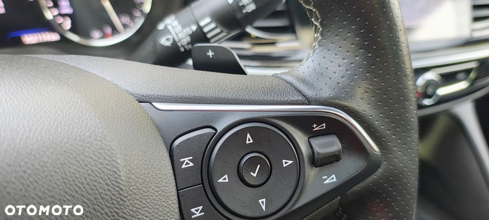 Opel Insignia 2.0 BiTrb D 4x4 Automatik Exclusive - 12