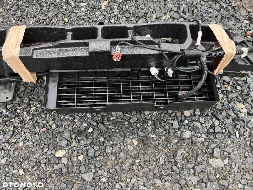 Belka pod zderzak przód radar roletka żaluzja instalacja Renault Kadjar LIFT - 5
