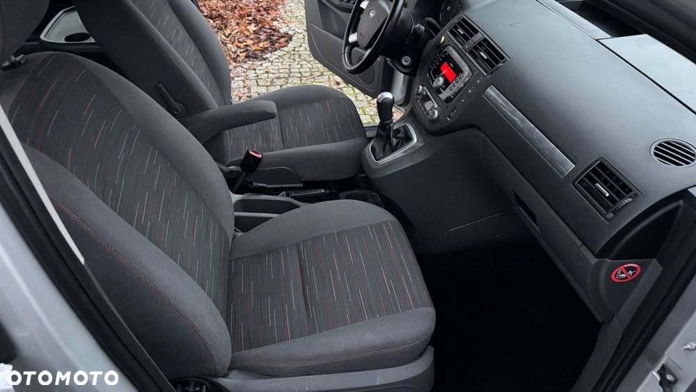 Ford C-MAX 1.8 Ambiente - 18