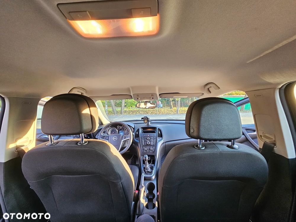 Opel Astra 1.6 CDTI Essentia S&S - 12