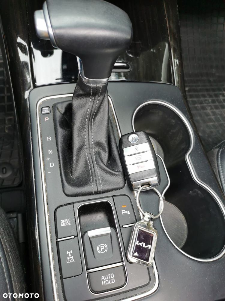 Kia Sorento - 34