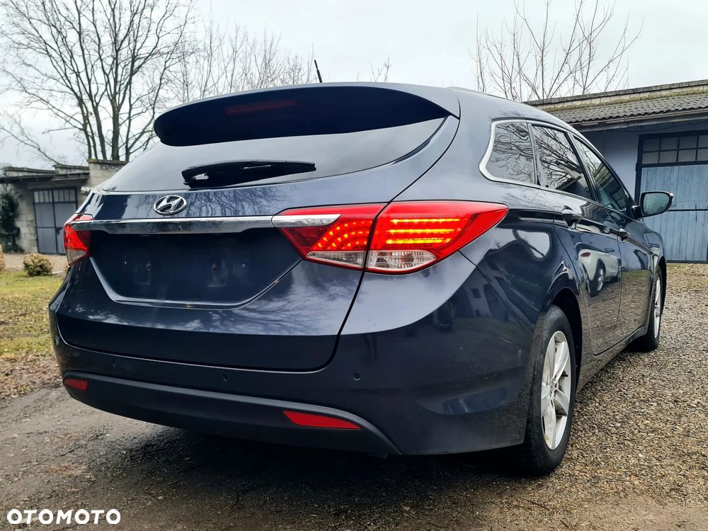 Hyundai i40 Kombi blue 1.7 CRDi DCT Premium - 6