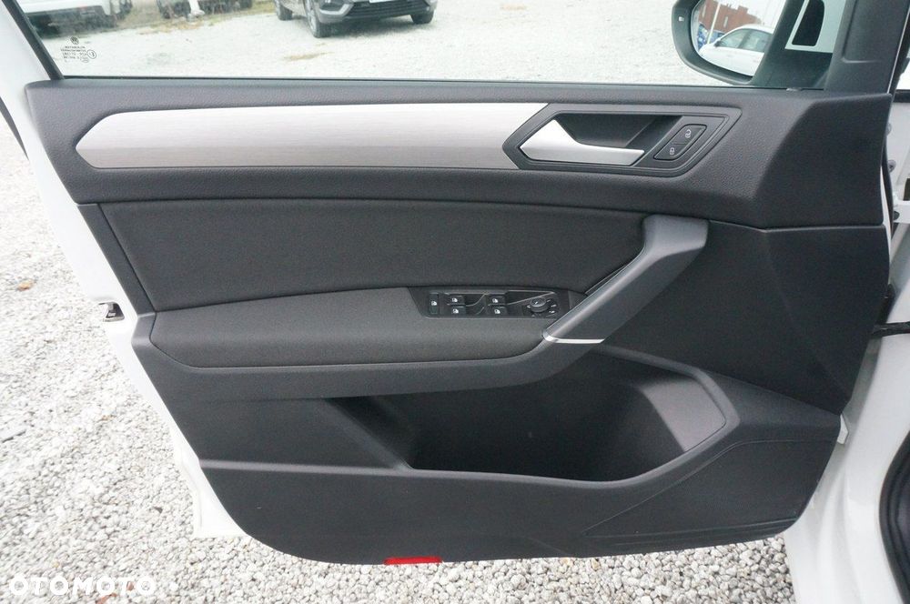 Volkswagen Touran 2.0 TDI BMT Comfortline DSG - 18