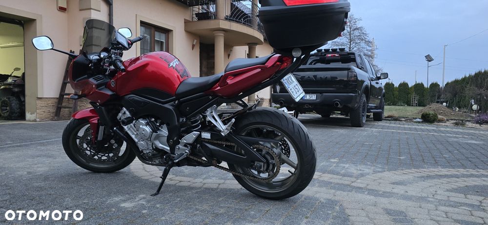 Yamaha FZ - 4