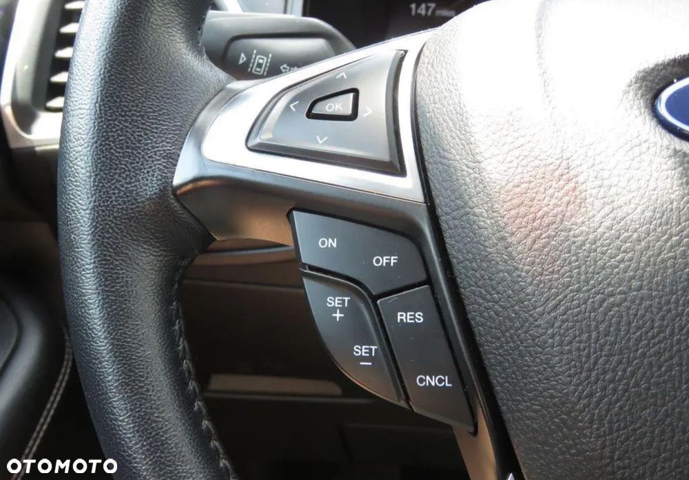 Ford Edge - 13