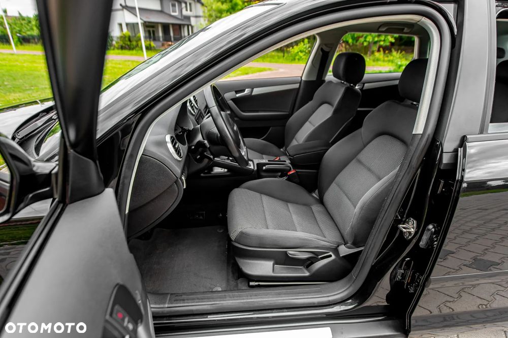 Audi A3 Sportback 1.6 S tronic Attraction - 21