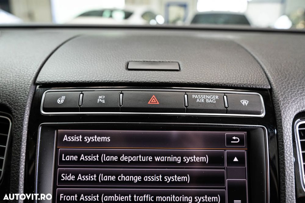 Volkswagen Touareg 3.0 V6 TDI SCR Blue Motion DPF Automatik Executive Edition - 23