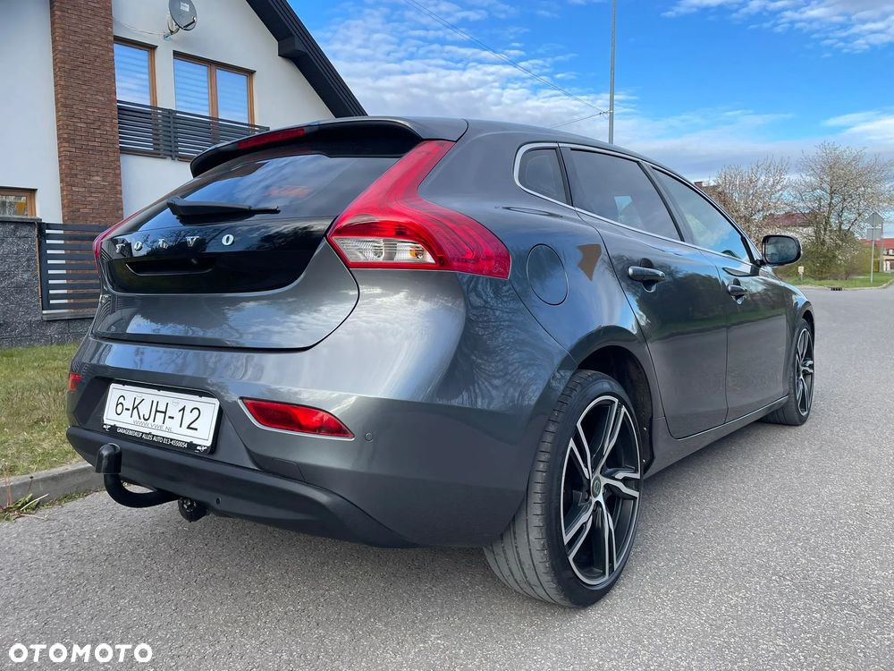 Volvo V40 D2 Summum - 29