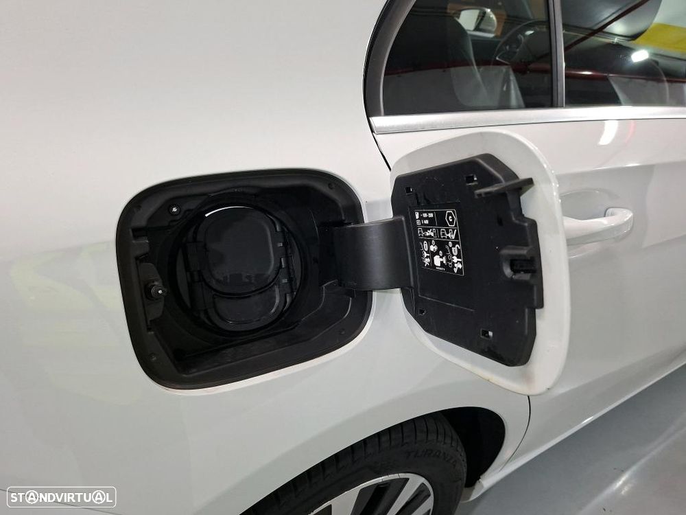 Mercedes-Benz A 250 e Style Plus - 10