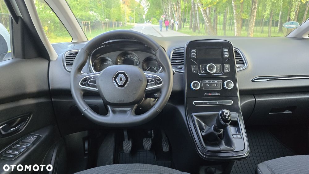 Renault Scenic - 6