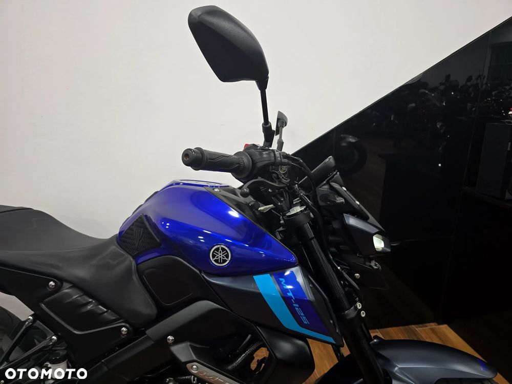 Yamaha MT - 27