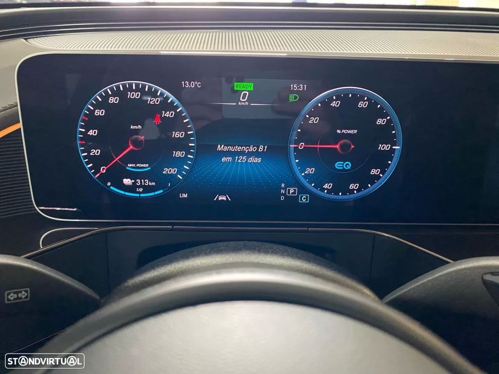 Mercedes-Benz EQC - 12