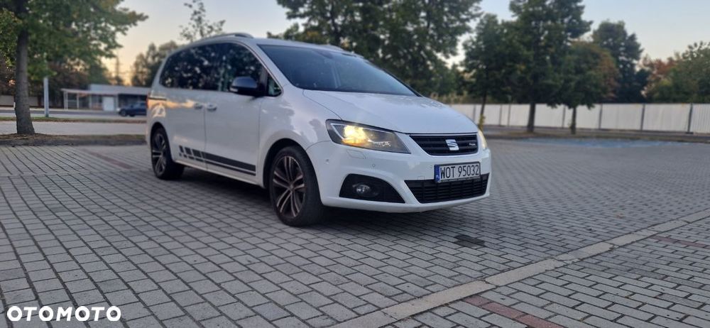 Seat Alhambra 2017 photo 2