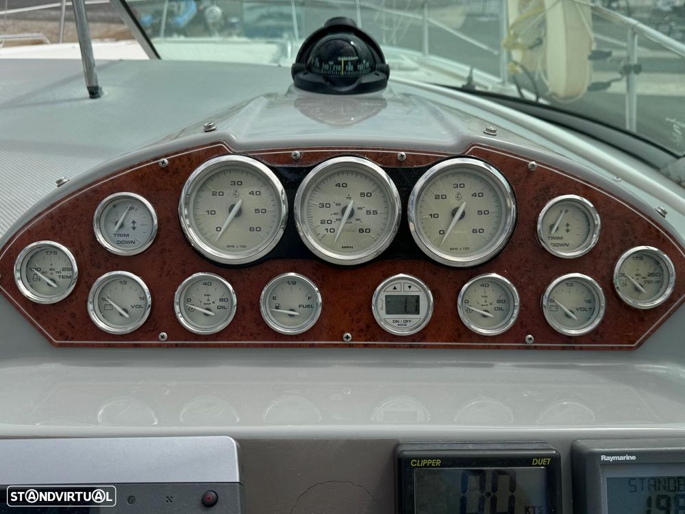 Bayliner 340 SB - 33