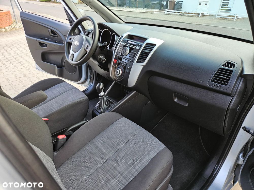 Kia Venga 1.6 CVVT Vision - 12