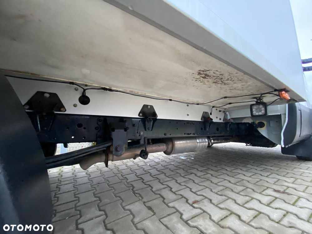 Iveco DAILY 35-140 HI-MATIC KONTENER CHŁODNIA CARRIER 6 PALET 78.000KM - 24