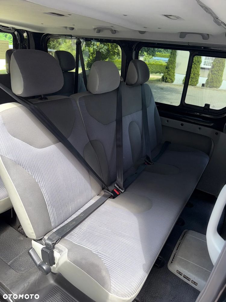 Opel Vivaro L2H1 2.9t - 8