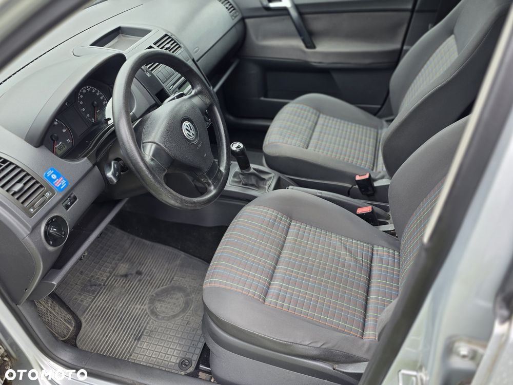 Volkswagen Polo - 6