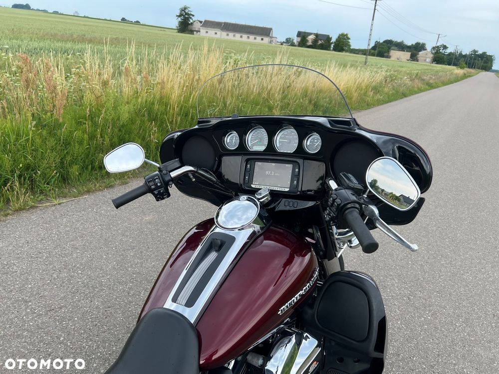 Harley-Davidson FLHT Electra Glide Standard - 16