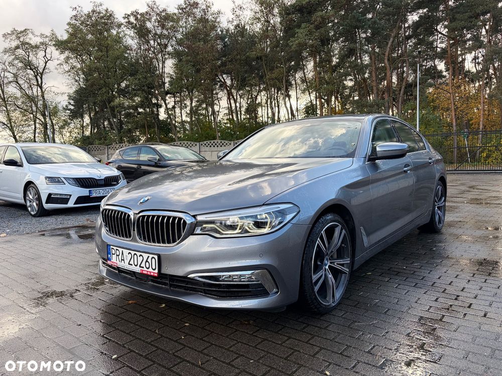 BMW Seria 5 530i GPF Luxury Line sport