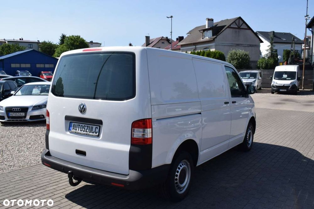 Volkswagen Transporter T5 - 10