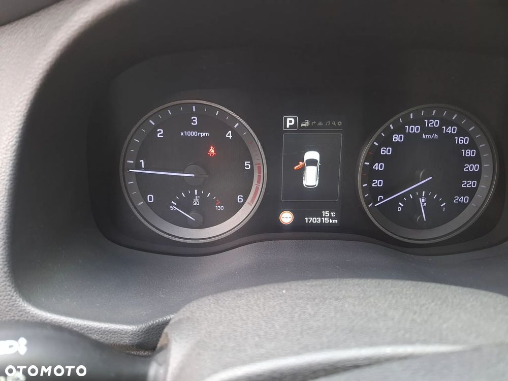 Hyundai Tucson 2.0 CRDI 4WD Automatik Style - 24