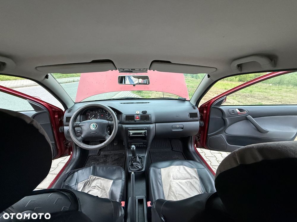 Skoda Octavia 1.6 Tour Plus Ice+ - 7