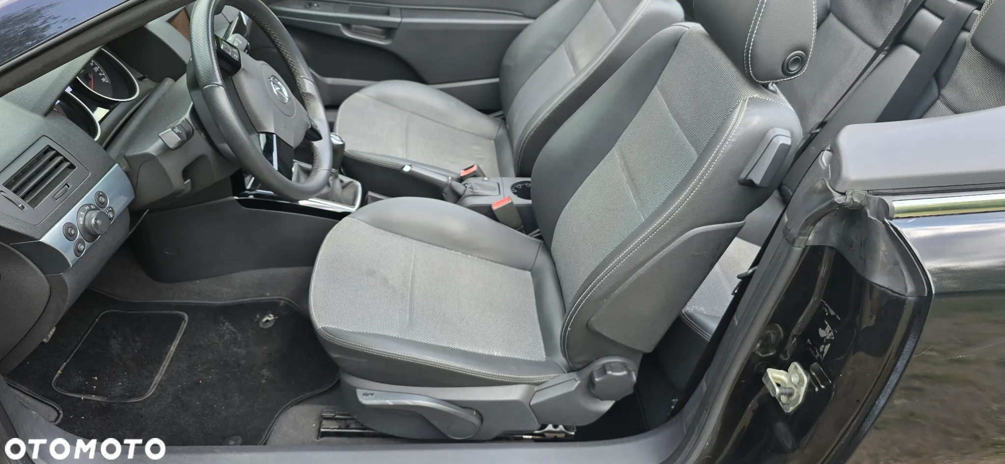 Opel Astra Twin Top 1.6 Cosmo - 15