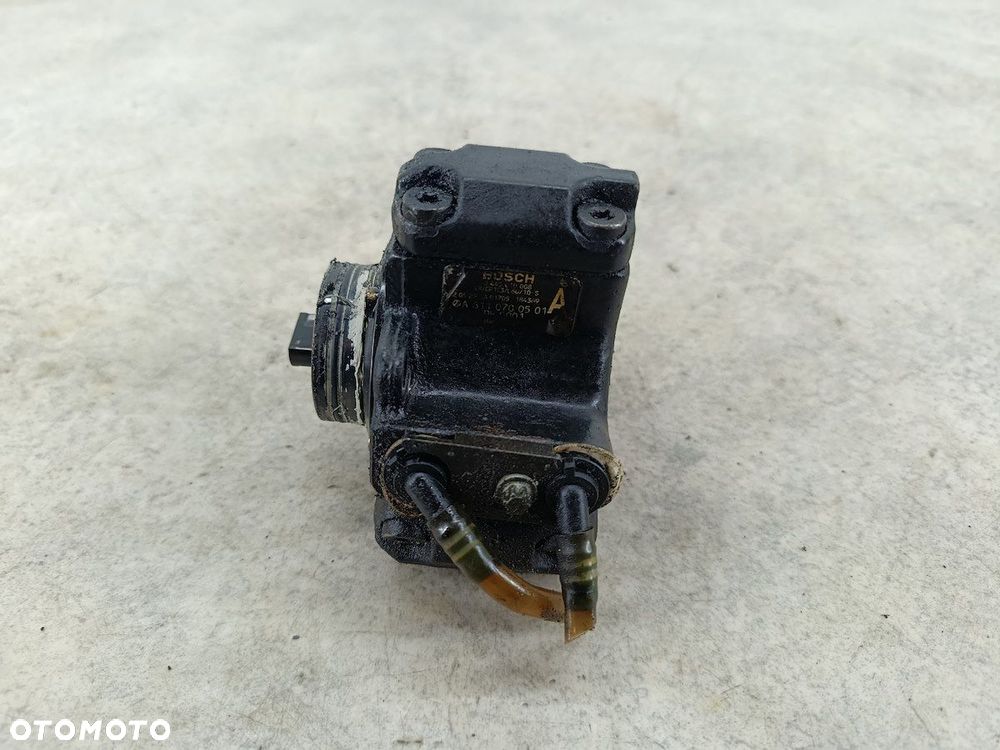 POMPA WTRYSKOWA MERCEDES-BENZ KLASA A W168 A6110700501  0445010008  BOSCH - 2