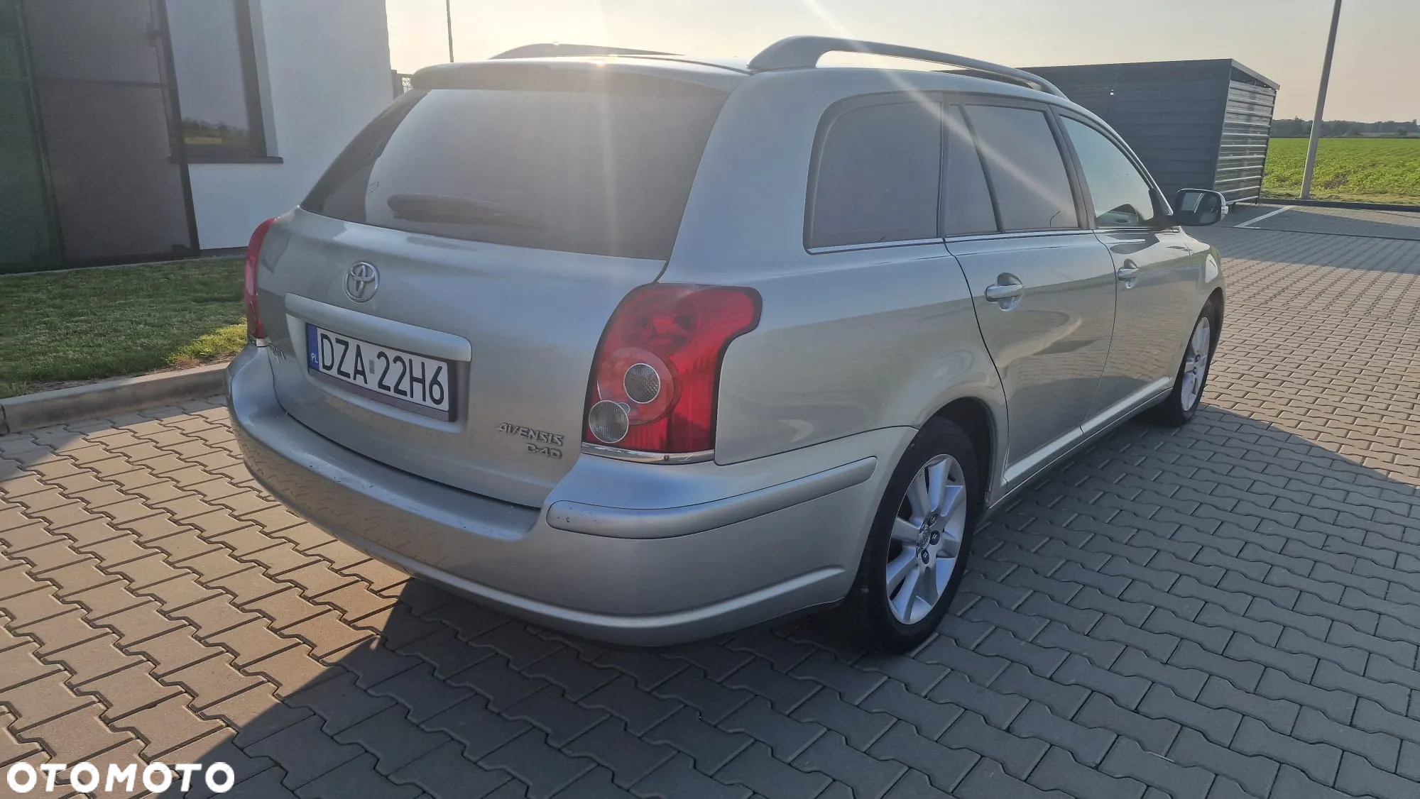 Toyota Avensis 2.0 D-4D Sol - 5
