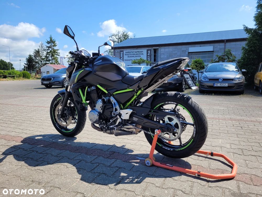 Kawasaki Z 650 - 19
