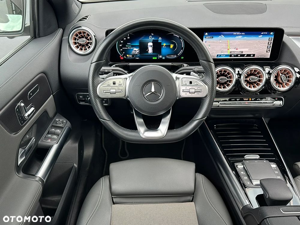 Mercedes-Benz EQA 250 66.5kWh Electric Art - 10