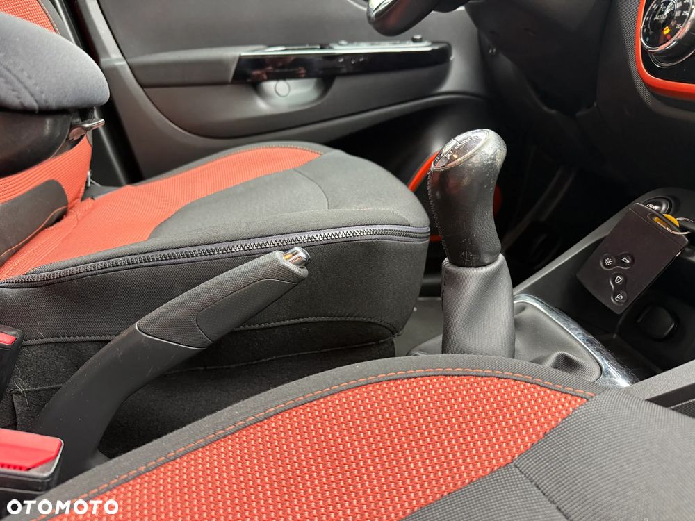 Renault Captur - 28