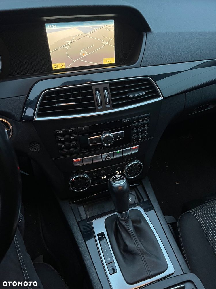 Mercedes-Benz Klasa C 220 CDI 7G-TRONIC Edition - 12