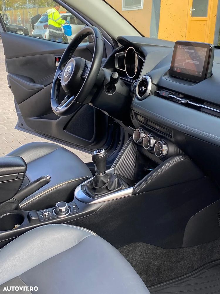 Mazda 2 G90 Takumi Plus - 8