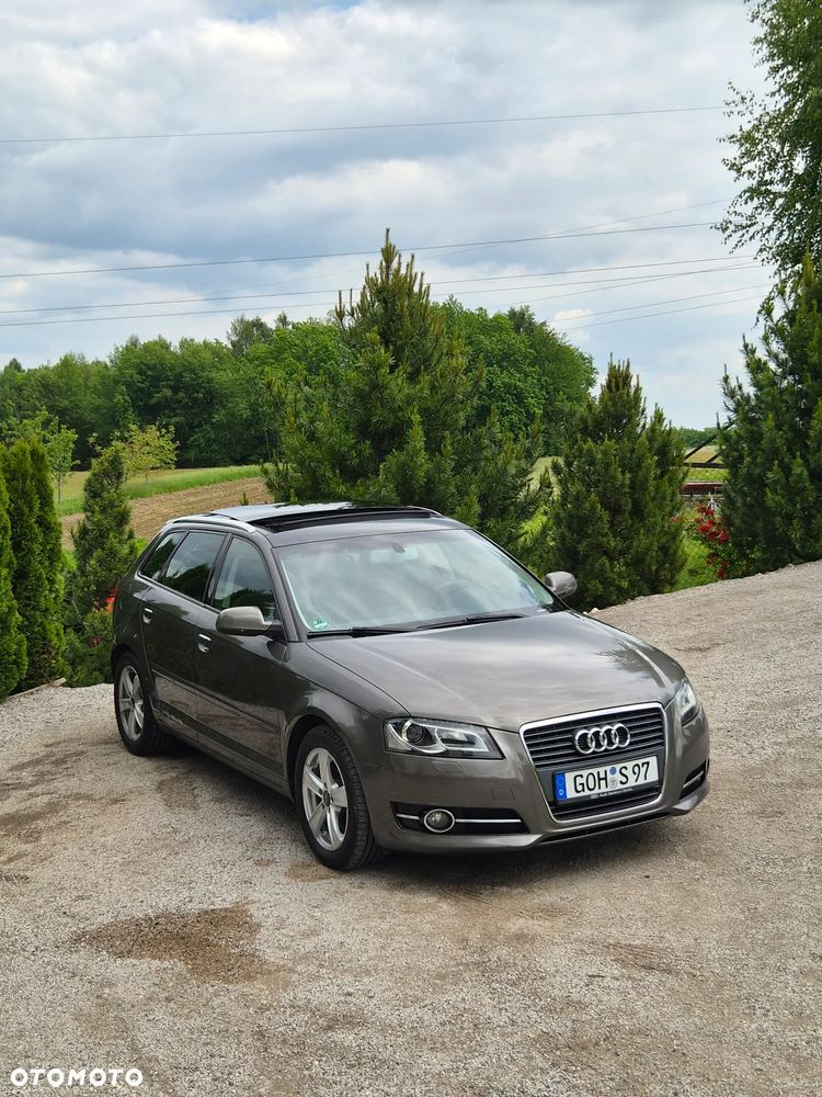 Audi A3 Sportback 1.6 TDI DPF S tronic Ambiente - 3