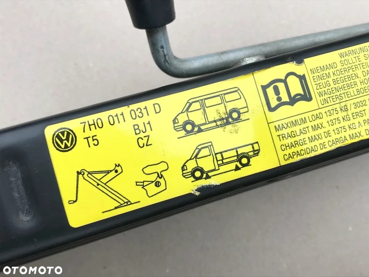 ZESTAW LEWAREK PODNOŚNIK KLUCZ DO KÓŁ UCHO HOLOWNICZE VW T5 LIFT T6 CARAVELLE DOKA MULTIVAN TRANSPORTER 7H0011031D - 2