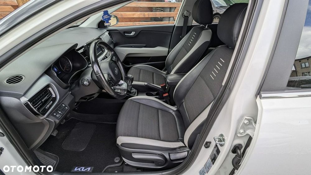Kia Stonic - 14