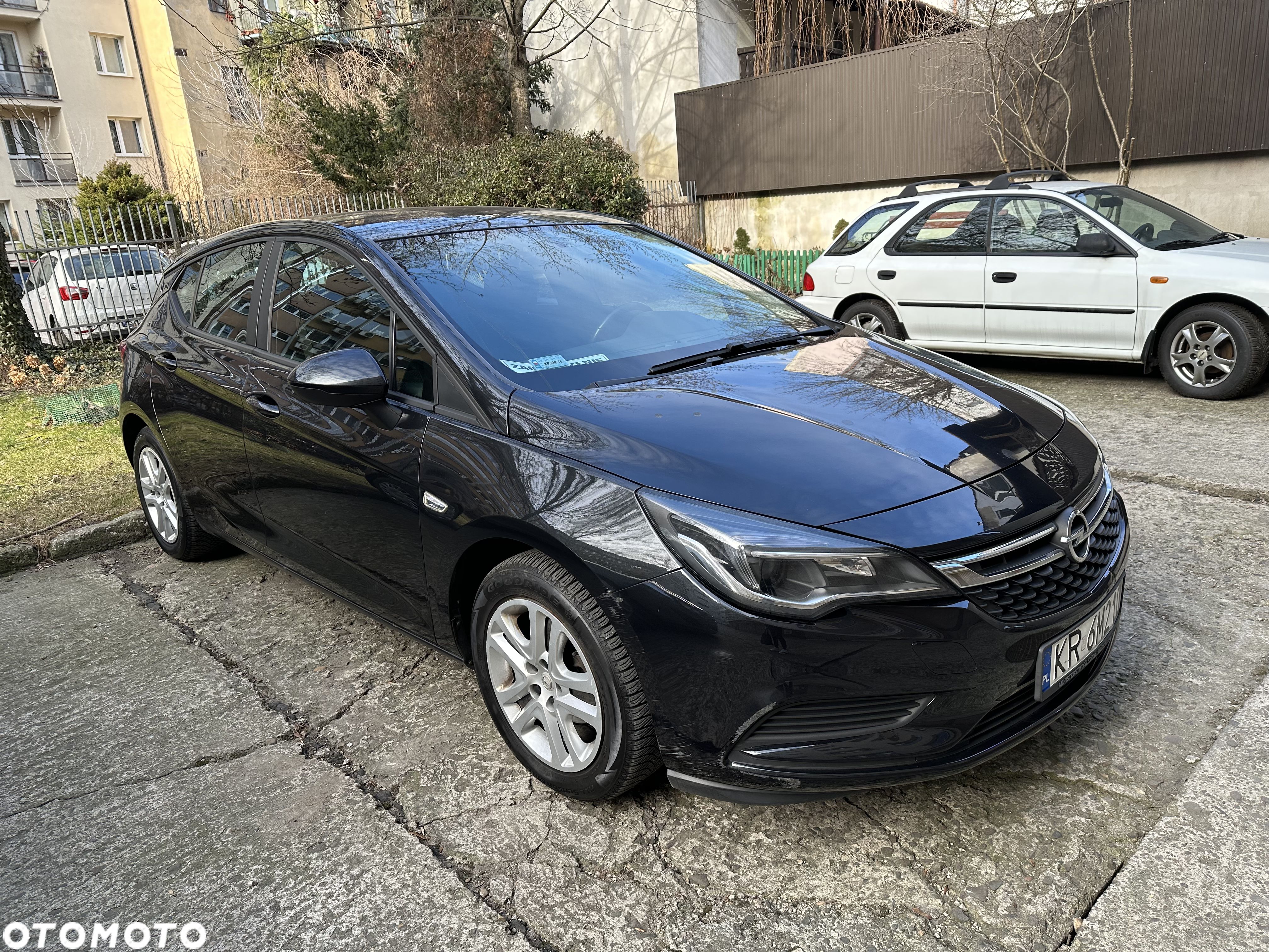 Opel Astra - 1