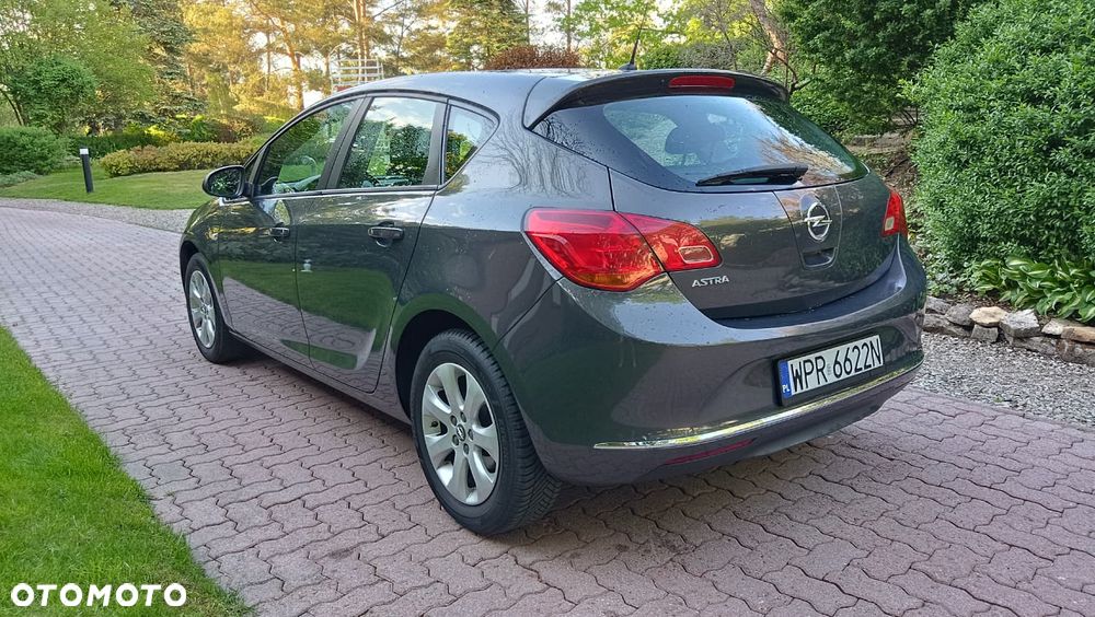 Opel Astra 1.4 T Enjoy EU6 - 7