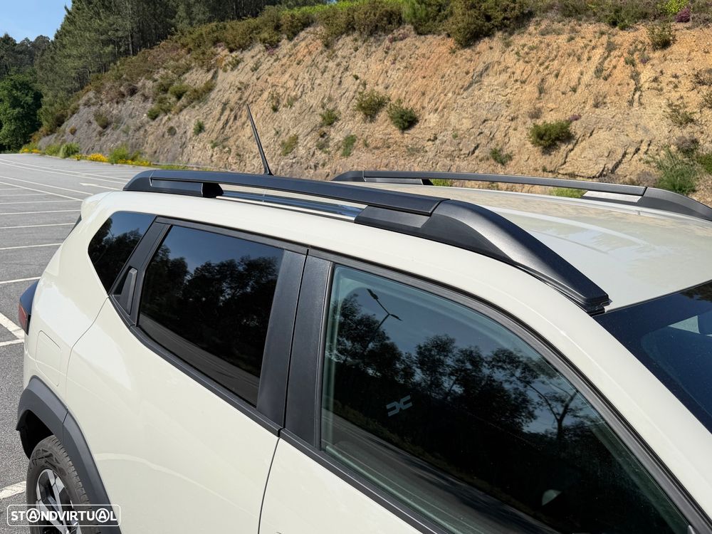 Dacia Duster 1.6 Hybrid Journey - 24