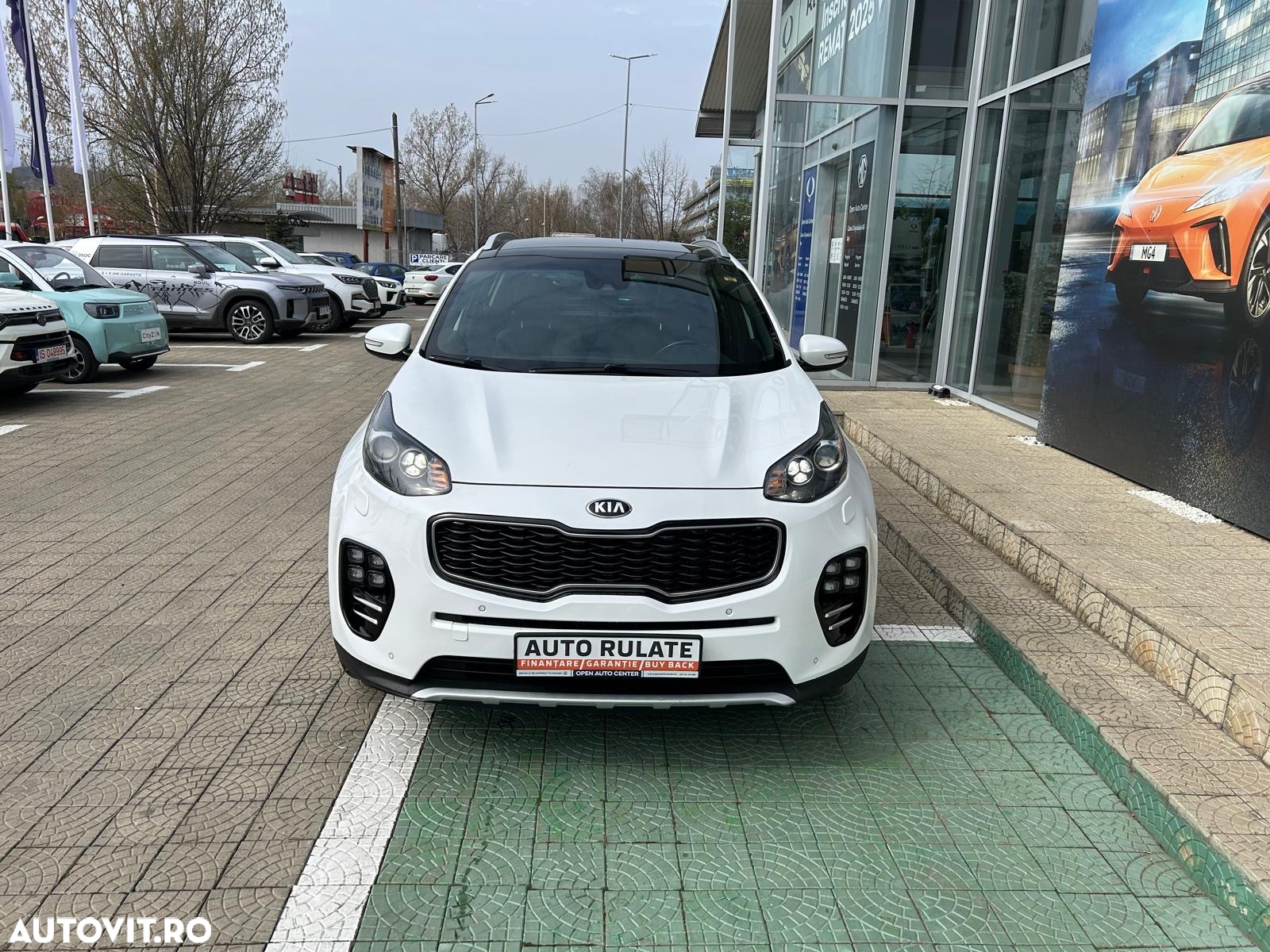 Kia Sportage 2,0 CRDI AWD Aut. GT Line - 2