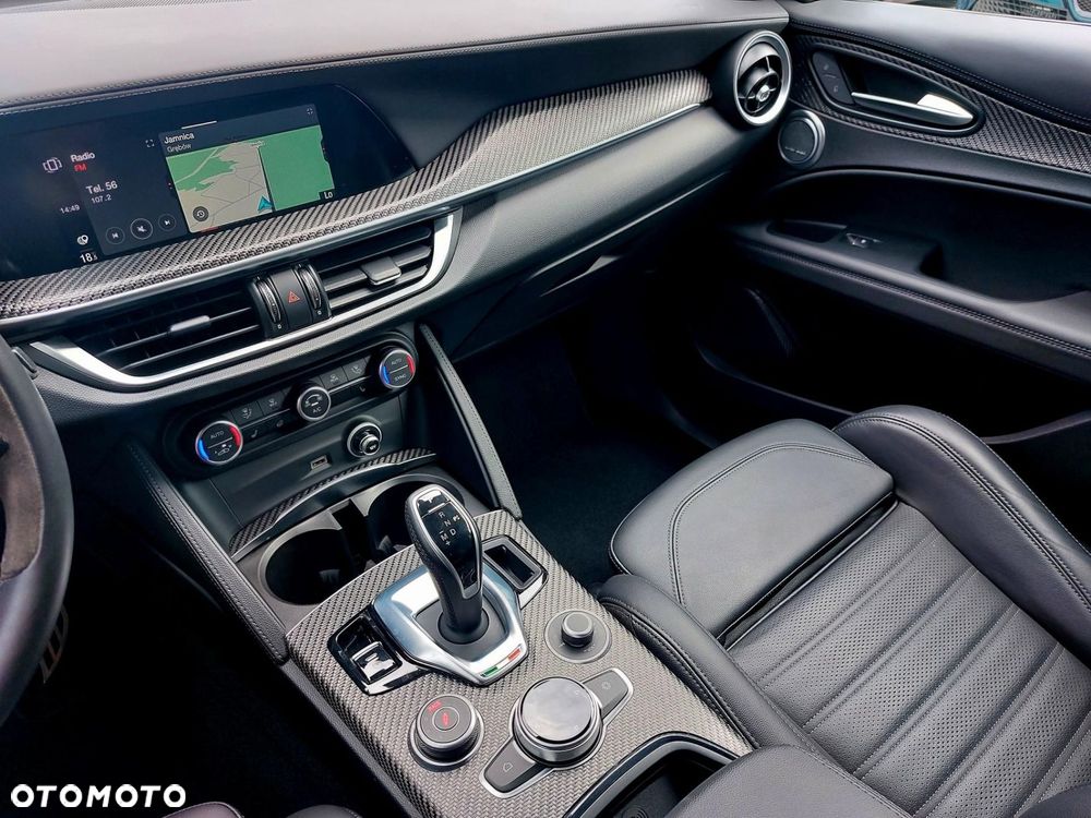 Alfa Romeo Stelvio 2.9 Bi Turbo V6 Quadrifoglio Q4 - 24